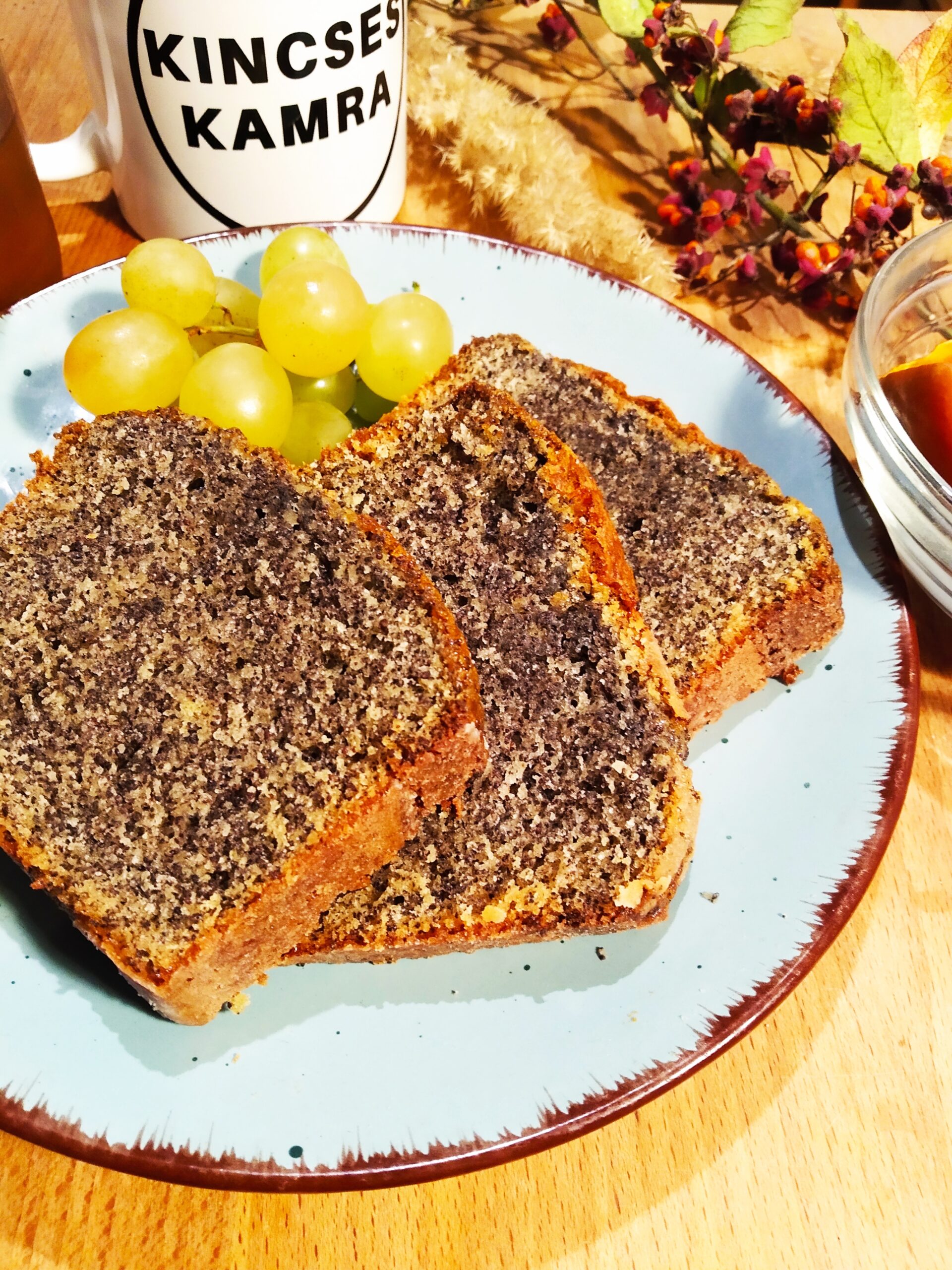 Ön jelenleg a következőket nézi Villámgyors finomságok őszi csajos találkára 5 perces bögrés mákos, Latte fűszeres sütőtök sziruppal – recept